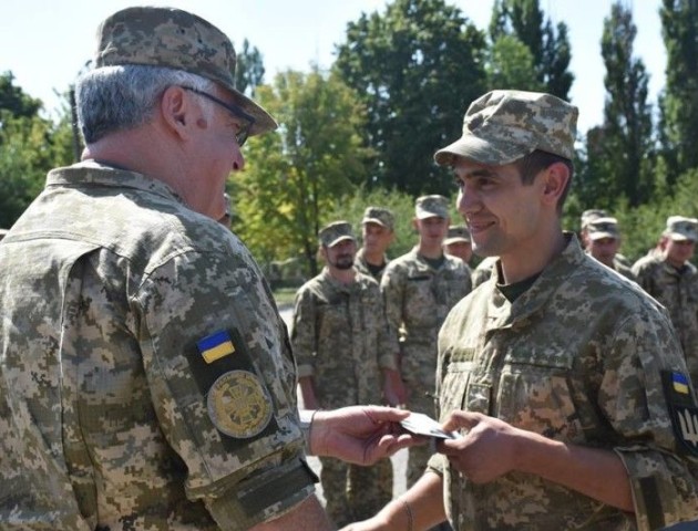 Бійців волинської чотирнадцятої бригади нагородили на лінії фронту