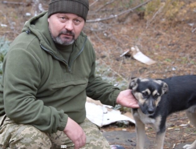 Історія пса, який допомагає на передовій прикордонникам