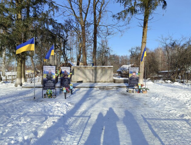 У громаді на Волині встановили пам'ятні банери загиблим військовослужбовцям. ФОТО