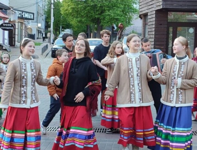 На вулиці Лесі Українки у Луцьку звучатимуть веснянки