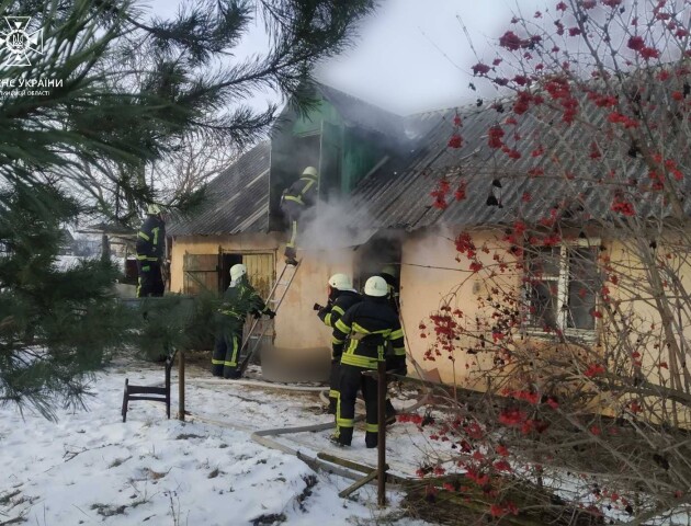 Сусід не встиг врятувати: на Волині в пожежі загинув чоловік