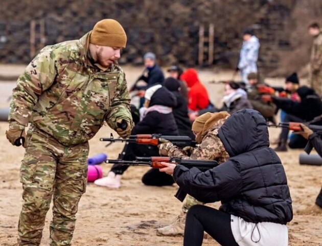 Як українців готують  до відсічі російській агресії