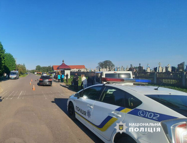 У Луцькому районі 12-річна дитина на електросамокаті потрапила під колеса авто. ФОТО