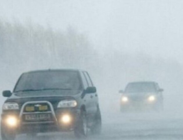 Дощ, сніг, ожеледь: волинян попередили про погіршення погоди