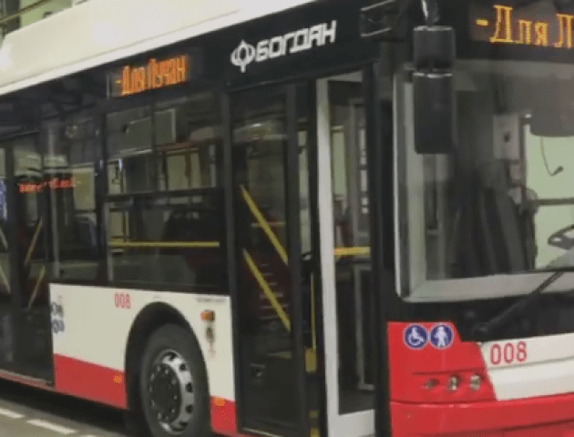 Луцьк отримав ще чотири нові тролейбуси