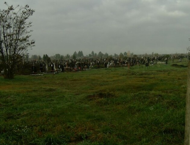 Міське кладовище в Гаразджі розширили