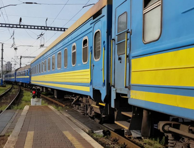 «Укрзалізниця» призначила на Великдень додатковий потяг Київ-Ковель