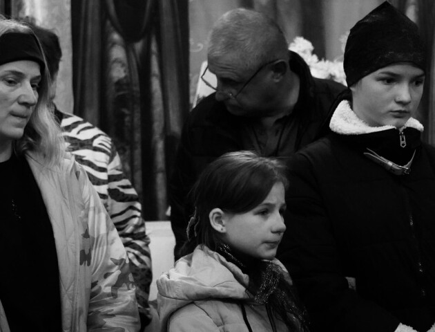 Напівсиротами стали дві донечки. Поховали захисника з Волині