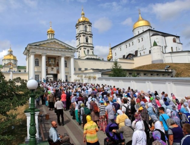 Волинян запрошують на Хресний хід до Почаєва