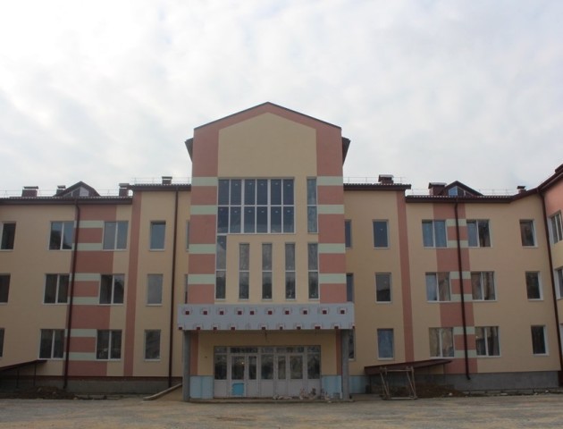 Школу №27 у Луцьку передали у комунальну власність