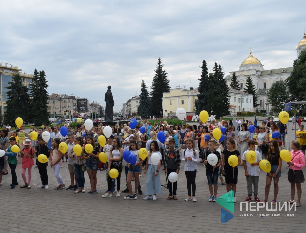 У центрі Луцька – акція проти торгівлі людьми. ФОТО