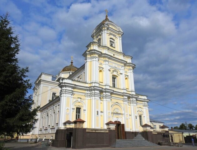 У луцькому соборі знищили цінні фрески