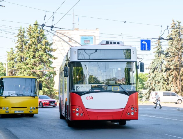 Ще три нові тролейбуси виїхали на маршрути в Луцьку. ФОТО