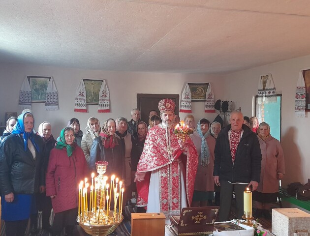 У волинському селі в оновленій церкві вперше молилися українською. ФОТО