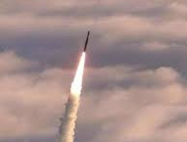 Ворог обстріляв ракетами військову інфраструктуру в Сарнах