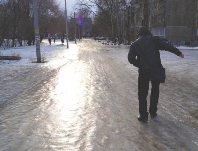 Скільки володимирчан травмувались на слизьких вулицях за останній тиждень