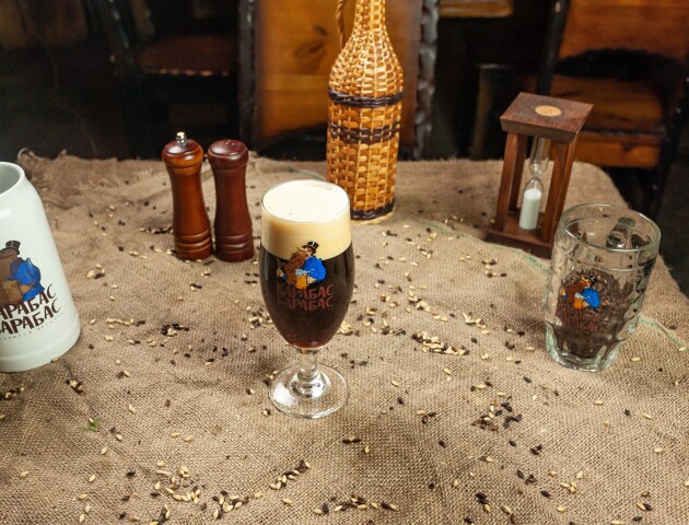 Темне пиво та м’ясні закуски: формула ідеального понеділка від «Карабаса Барабаса»