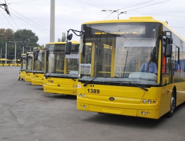 Київ повинен надати Луцьку кошти на придбання 30 тролейбусів