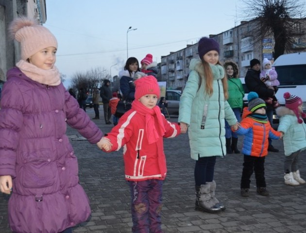 «Сяйво новорічних свят»: в Ковелі провели захід для дітей