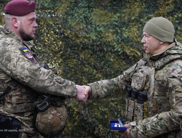 З ранку до ночі втихомирював ворогів. Сирський нагородив захисника