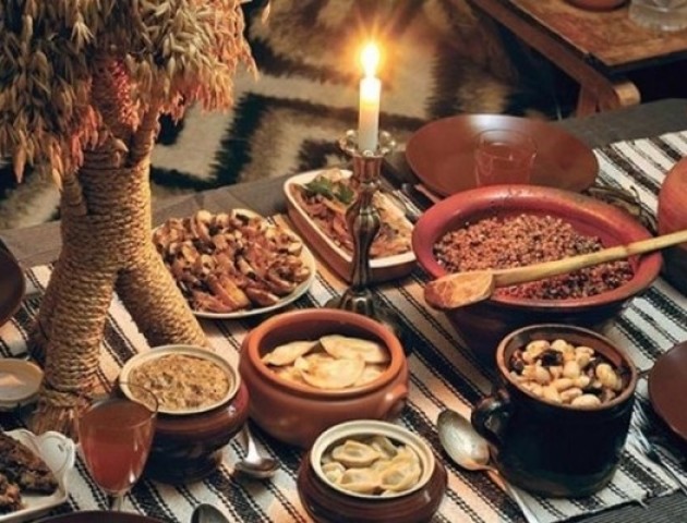 Різдвяні традиції волинського Полісся: колядний борщ та картопляники з грибами