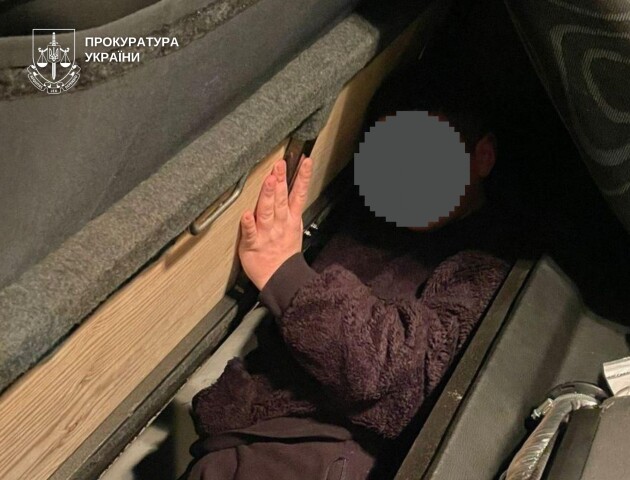 Волинянин заховав у кабіні ухилянта, аби заробити