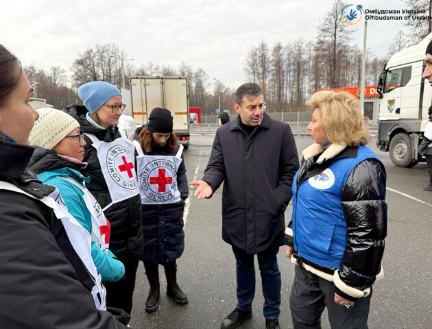 Україна й Росія обмінялися посилками та листами для полонених у Білорусі