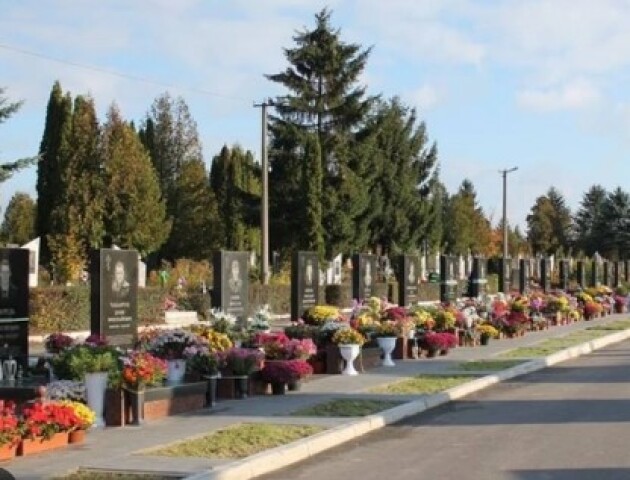 На міському кладовищі біля Гаразджі облаштують сектор військових поховань