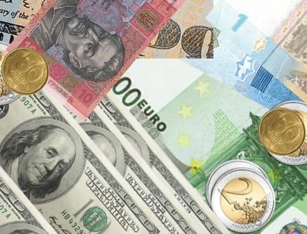 Курс валют на 9 лютого: євро і далі стрімко дешевшає