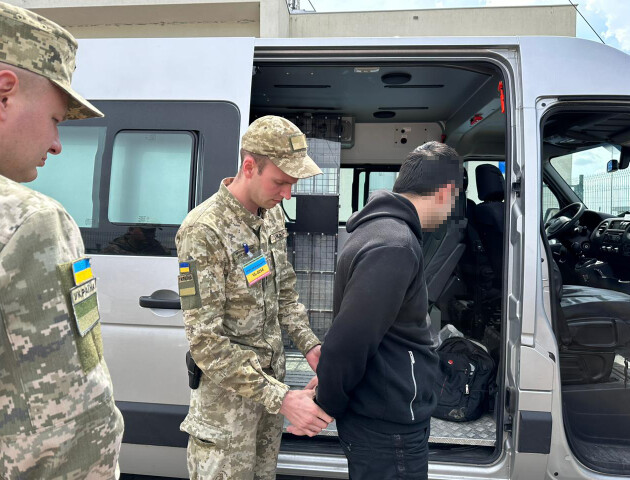 На Волині двом ухилянтам вручили повістки після спроби втекти до Польщі