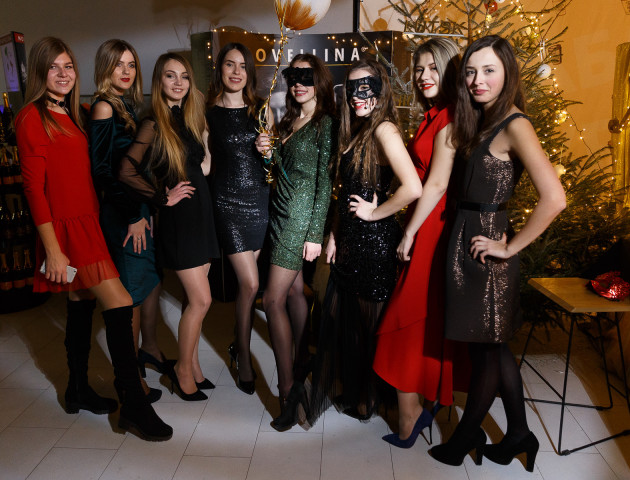 Дефіле, фотозона та створення карти бажань: у РЦ «Промінь» провели Christmas Fashion Party. ФОТО