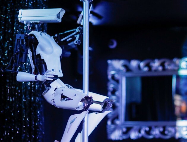 «Скоро будуть роботи-стриптизерки», – луцький ресторатор Сергій Капацина