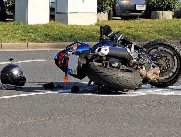 26-річний волинянин не впорався з керуванням і впав з мотоцикла, його госпіталізували