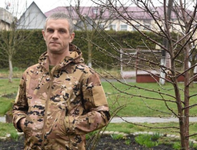 Уже не відчував болю: воїн з Волині розповів, як після прильоту 2 кілометри поранений йшов до своїх