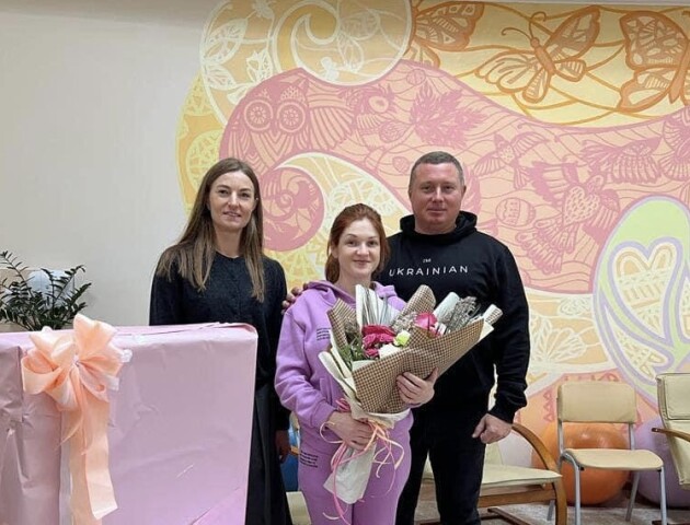 У Луцьку військову медикиню Мар'яну Мамонову привітали з народженням доньки. ОНОВЛЕНО