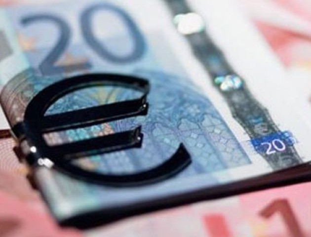 Курс валют на 19 листопада: євро здорожчало, долар майже не змінив позицій