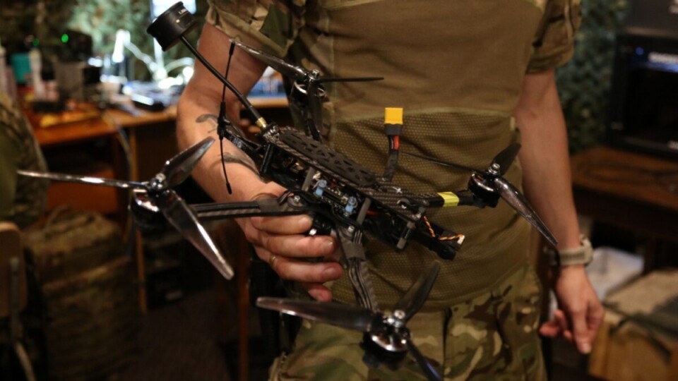 Як у Волинській теробороні готують пілотів нових FPV-дронів