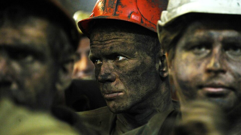 Попри війну волинським шахтарям виплатять заборговану зарплату