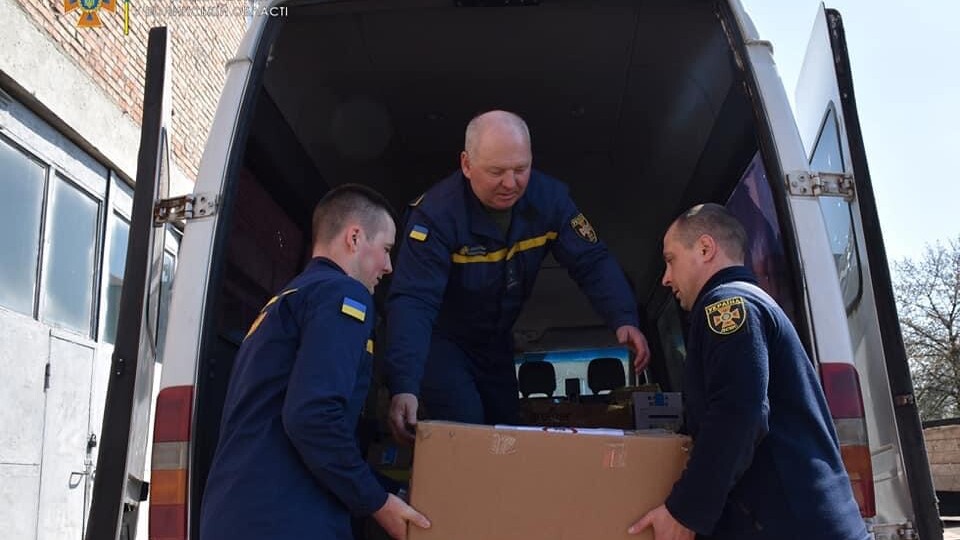 Волинські рятувальники доправили гуманітарну допомогу своїм колегам на Чернігівщину
