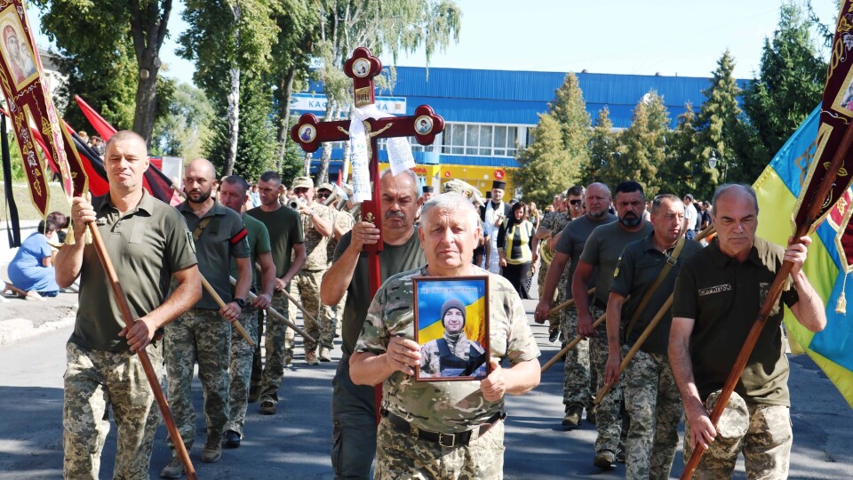 На Волині віддали останню шану воїну Андрію Шкамарді. ФОТО