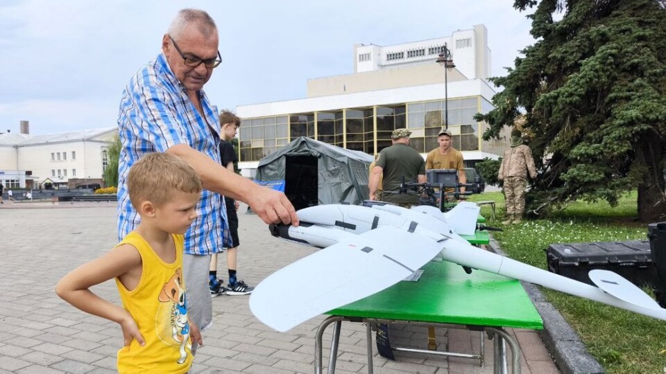 У Луцьку військові презентували виставку БПЛА і стрілецької зброї