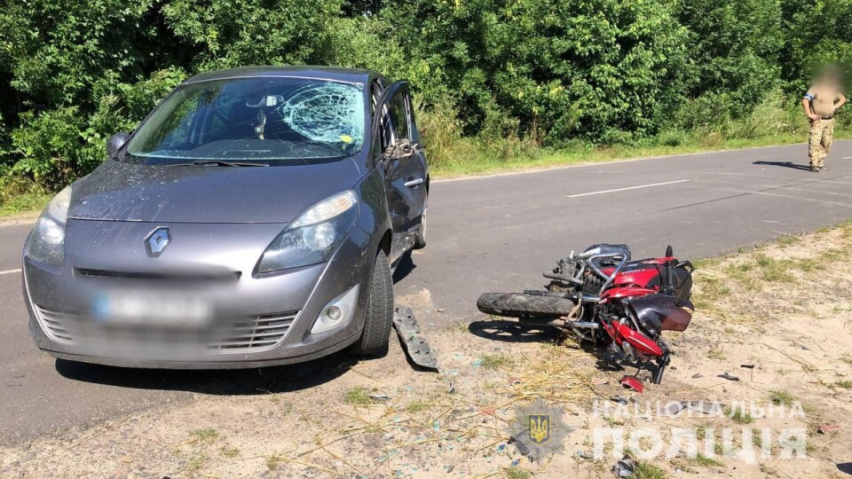 Смертельна ДТП на Волині: 19-річний мотоцикліст врізався у легковик
