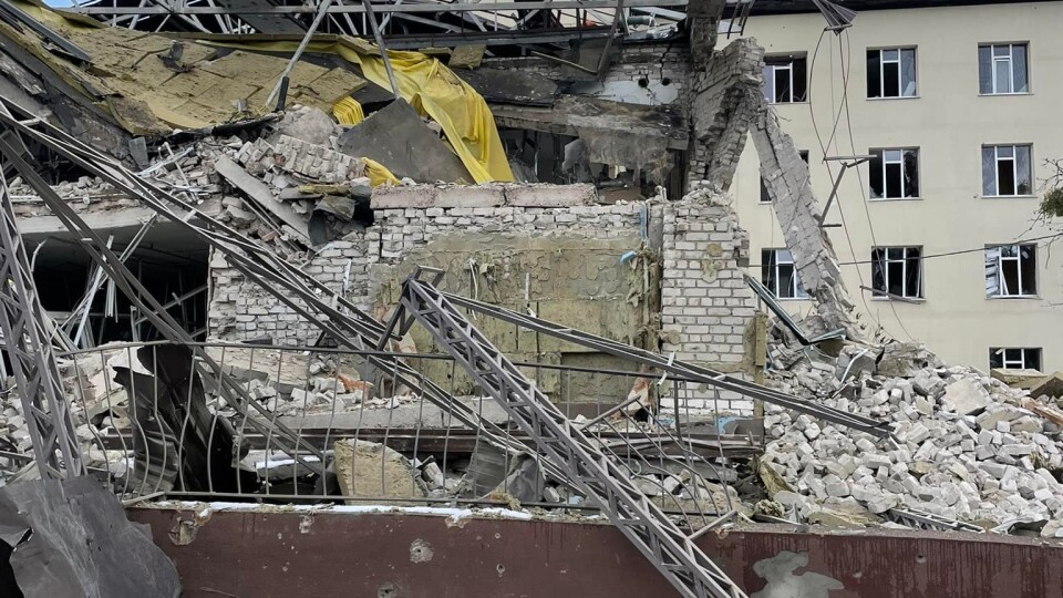 В Ізюмі російські військові вщент зруйнували лікарню