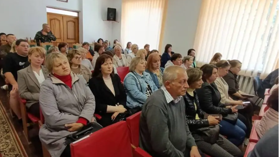 Хочеш працювати — шукай попутку: мешканці селища на Волині не мають як добратися до райцентру