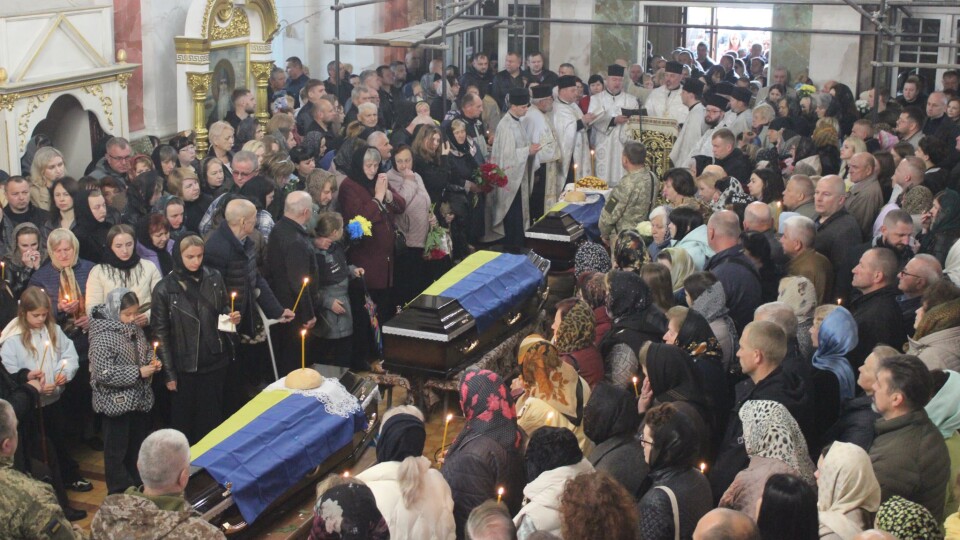 Навіки Герої: сьогодні Луцьк прощався одразу з трьома воїнами. ФОТО