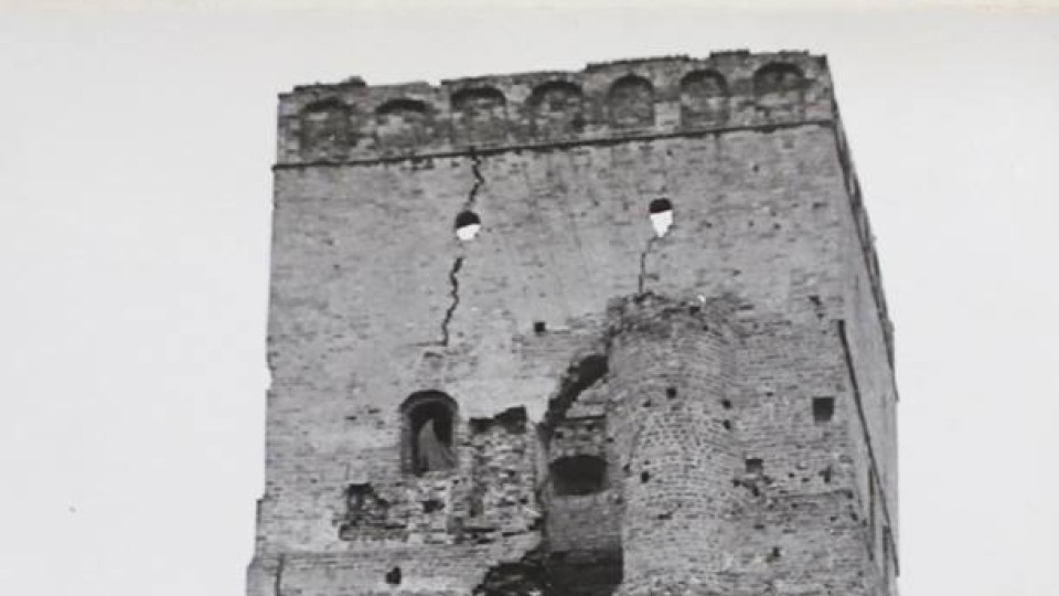 Поруйнована вежа луцького замку у 1963 році. ЗГАДАТИ ВСЕ