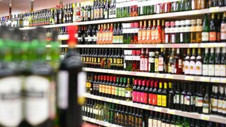 У приєднаних до Луцька селах хочуть заборонити продавати алкоголь увечері