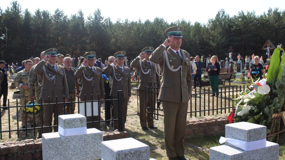 На Волині  вшанували пам’ять вбитих більшовиками польських воїнів. ФОТО