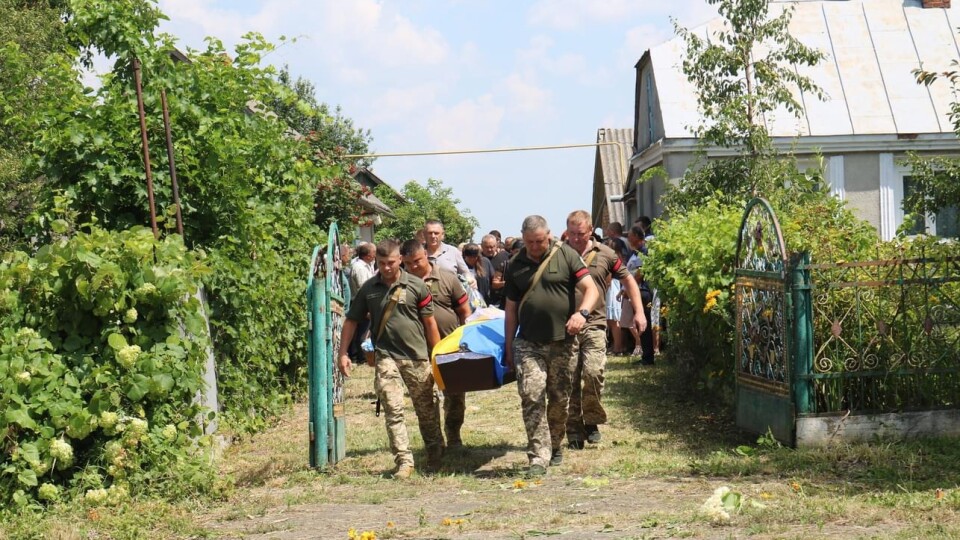 На Волині провели в останню дорогу воїна Івана Веремчука. ФОТО