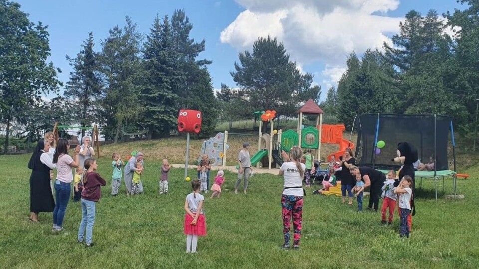 Дітям з Волинського дитбудинку влаштували свято у Польщі